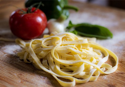 HOMEMADE TAGLIATELLES WITHOUT MACHINE